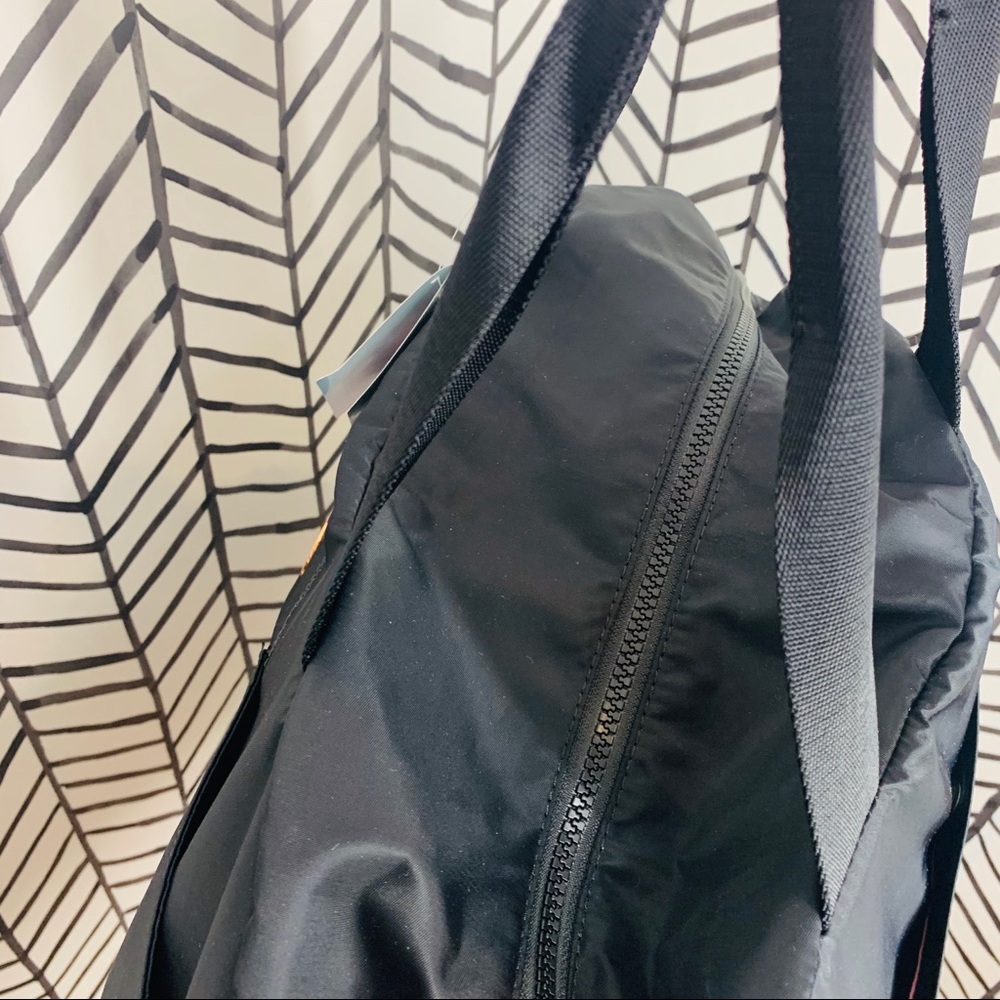 🔸 Ivivva by lululemon weekend escape duffel rate - Picture 5 of 16